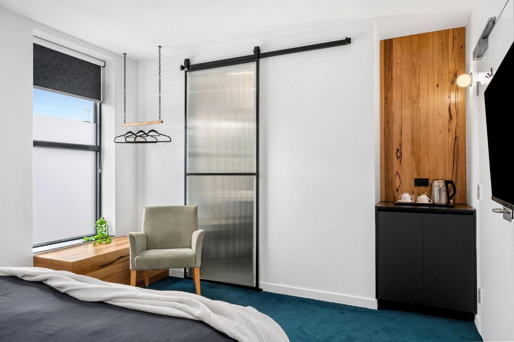 The Electric Hotel จีลอง ภายนอก รูปภาพ