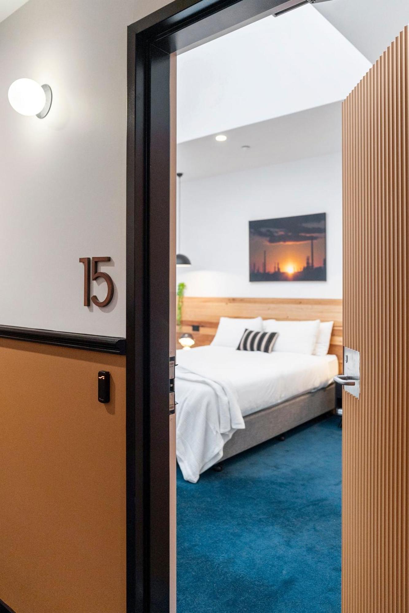 The Electric Hotel จีลอง ภายนอก รูปภาพ