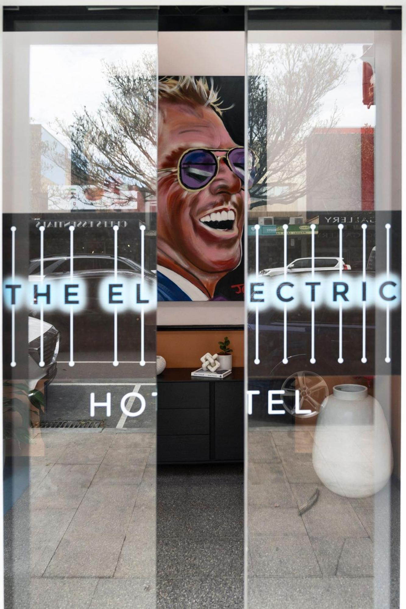 The Electric Hotel จีลอง ภายนอก รูปภาพ